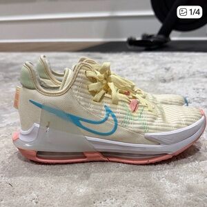 Nike Women's Cream and Blue Sneakers